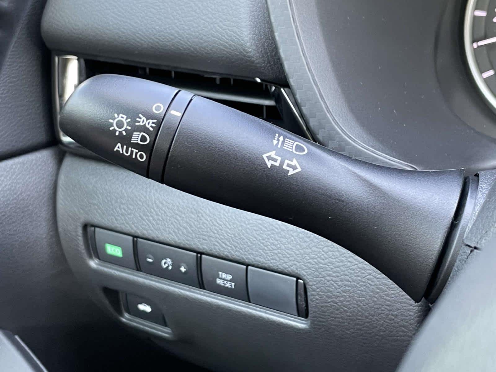 2025 Nissan Sentra SV photo 23