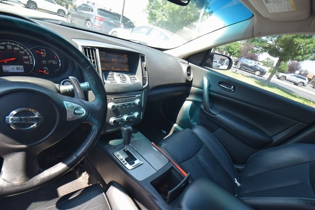 2014 Nissan Maxima SV photo 4