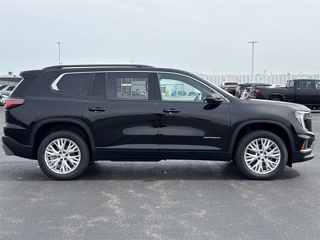 2025 GMC ACADIA - Image 8