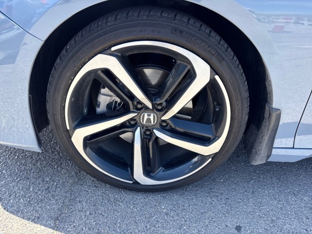 Used 2022  Honda Sport image 16