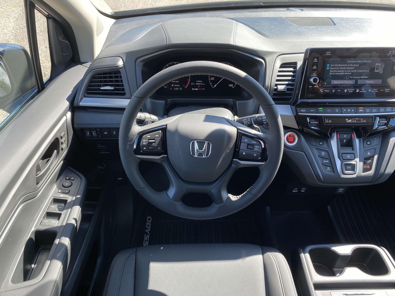 2026 Honda Odyssey EX-L photo 4