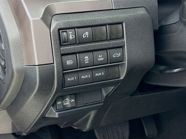 2025 Toyota Tacoma TRD Off-Road 4x4 Double Cab photo 9
