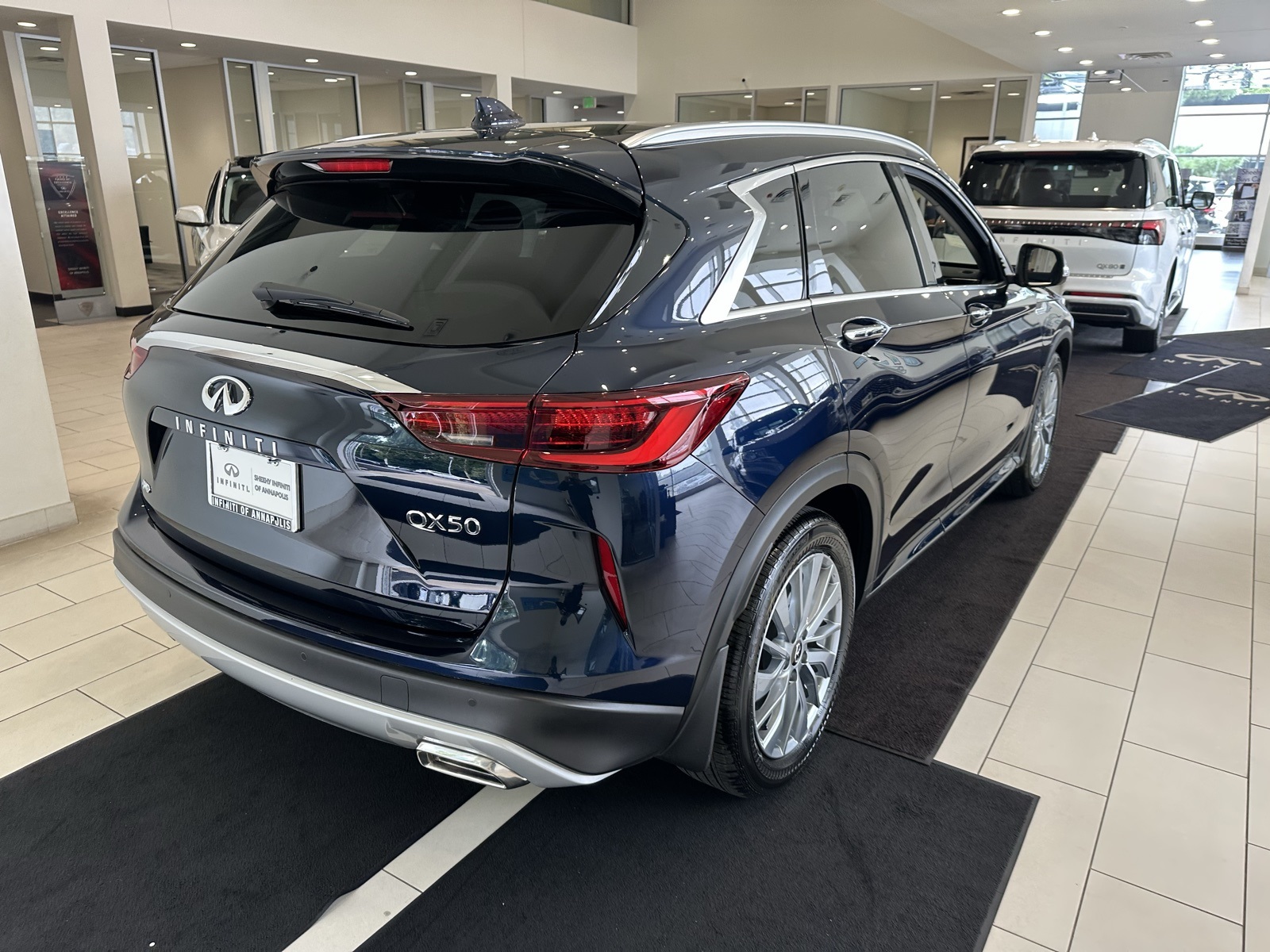 2025 Infiniti QX50 Luxe AWD photo 7