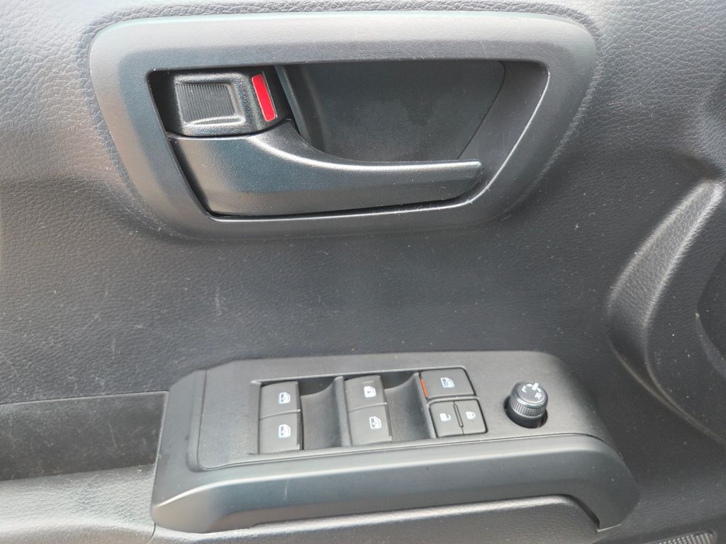 2020 Toyota Tacoma SR photo 25