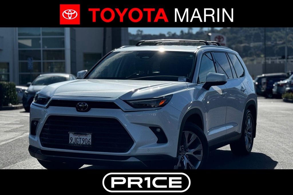 2024 Toyota Grand Highlander Limited's photo