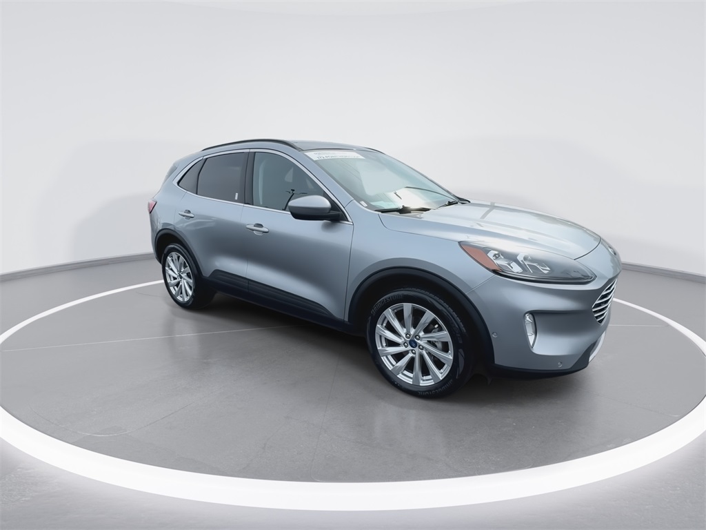 2021 Ford Escape Titanium photo 2