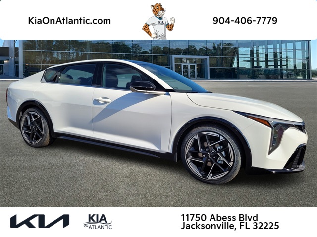 2025 Kia K4 GT-Line's photo