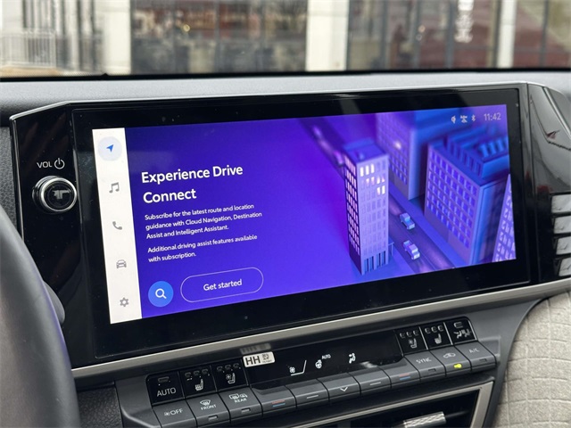 2025 Toyota Camry XLE photo 3