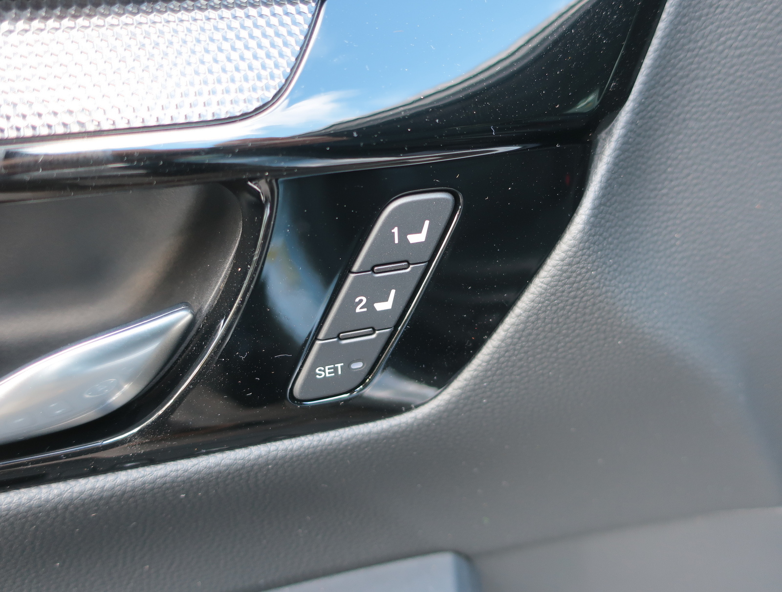2025 Honda CR-V EX-L photo 11