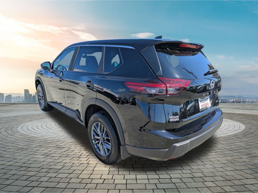 2026 Nissan Rogue S photo 4
