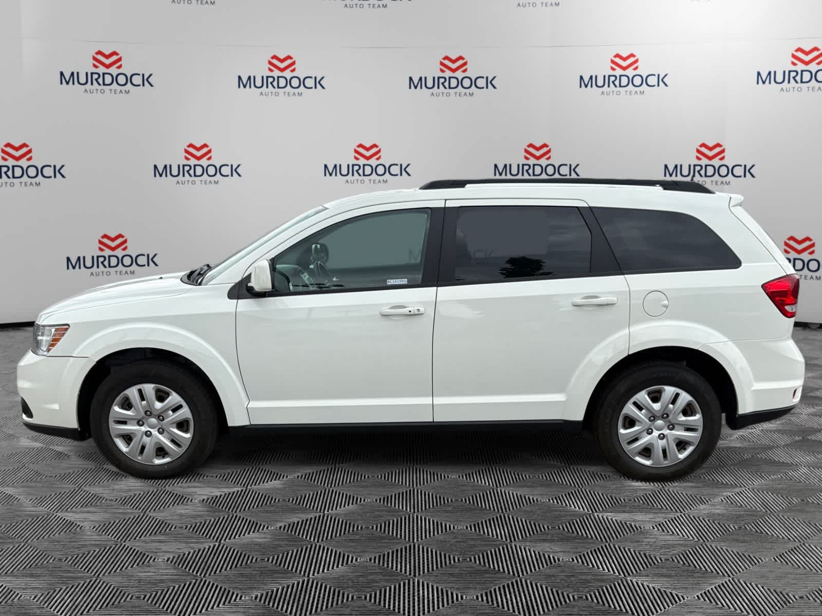 Used 2019 Dodge Journey SE with VIN 3C4PDCBBXKT856639 for sale in Lindon, UT