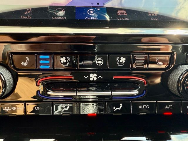 2025 Jeep Grand Cherokee Limited photo 18