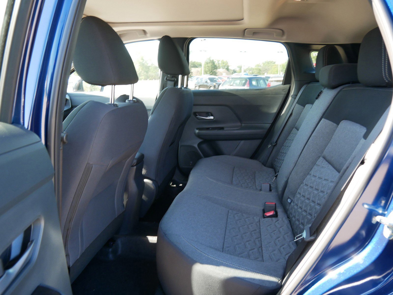 2026 Nissan Kicks SV photo 6