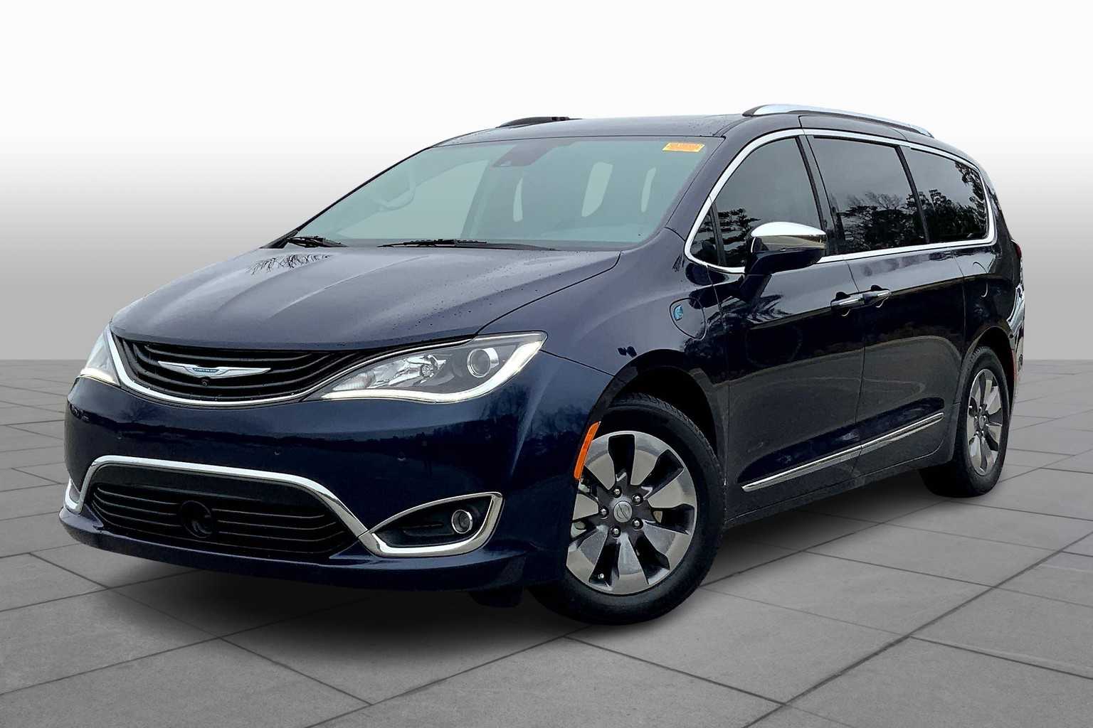 Pacifica Plug Chrysler Pacifica Minivan 2018 New 2025 Chrysler
