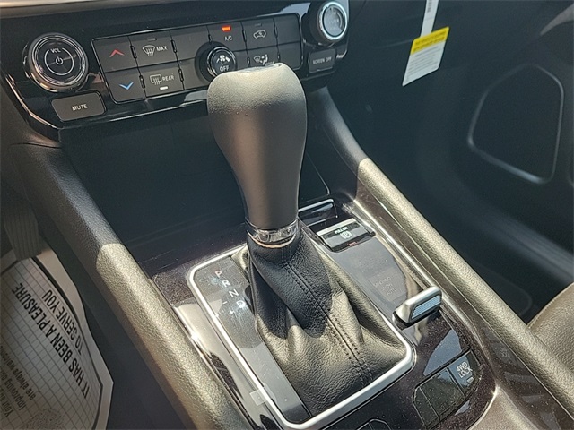 2025 Jeep Compass Latitude photo 4