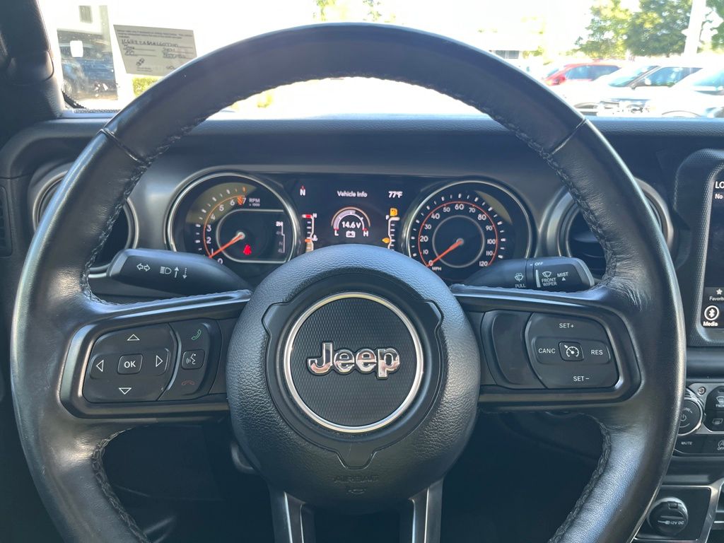 2021 Jeep Gladiator Willys photo 2