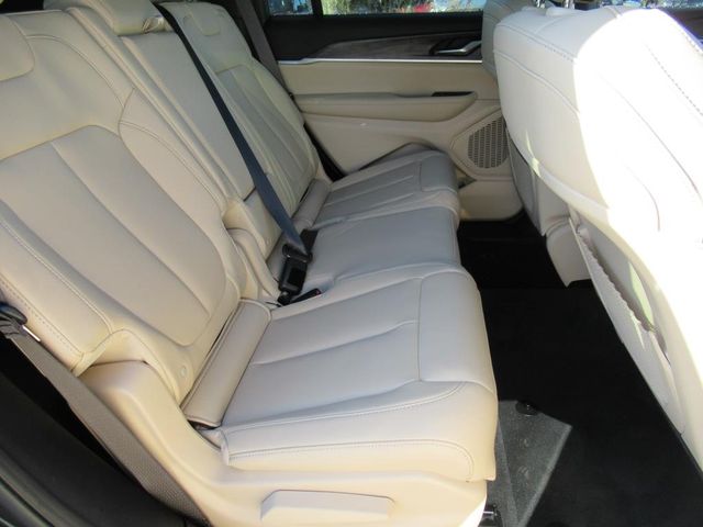 2024 Jeep Grand Cherokee Limited photo 25