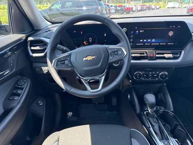 2026 Chevrolet Trailblazer LT photo 13