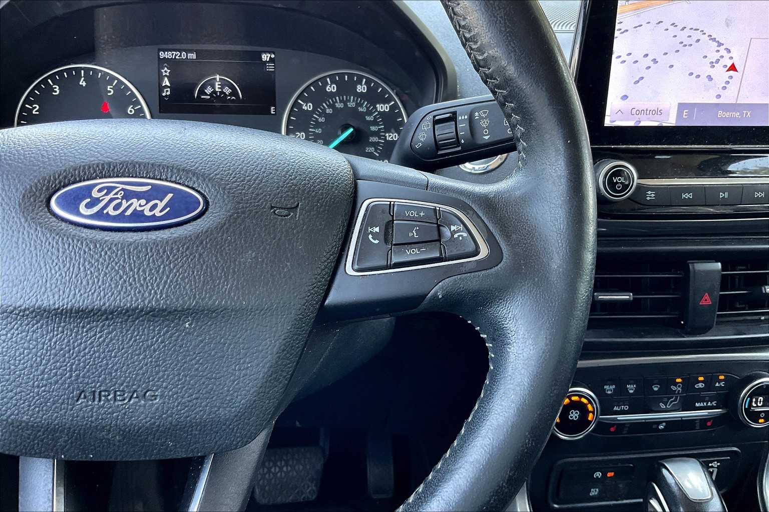 2020 Ford EcoSport SES photo 19