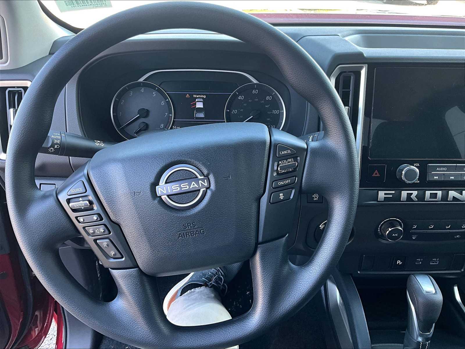 2025 Nissan Frontier SV photo 13