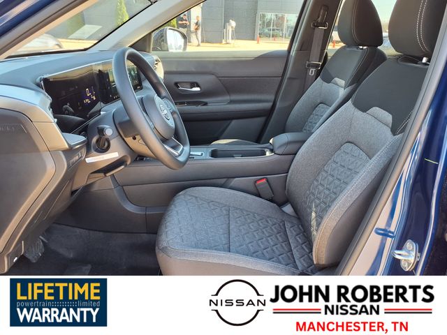 2026 Nissan Kicks SV photo 2