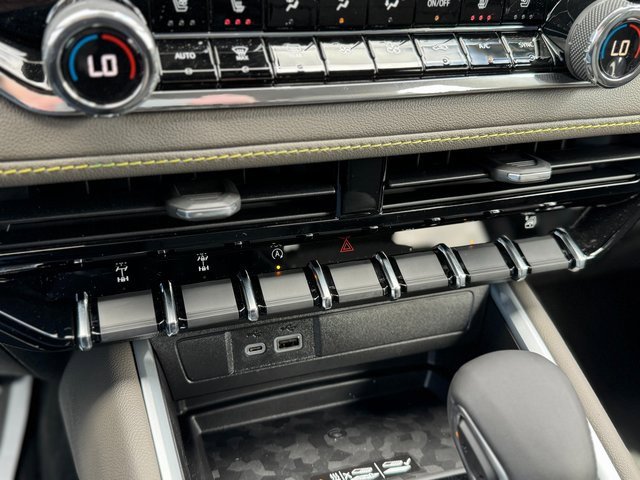 2025 Chevrolet Colorado ZR2 photo 23