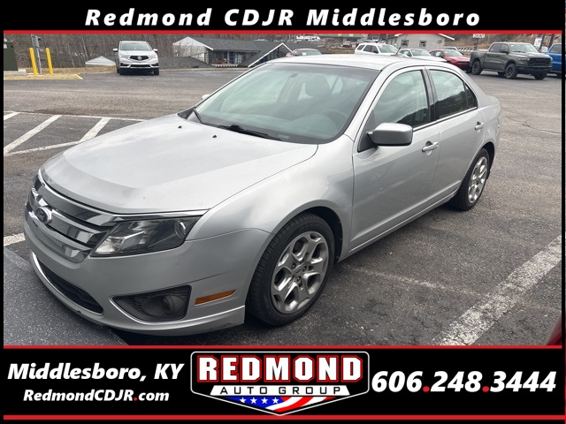 2010 Ford Fusion SE's photo