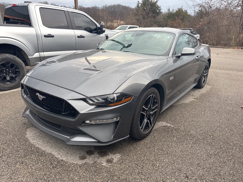 2022 Ford Mustang GT's photo