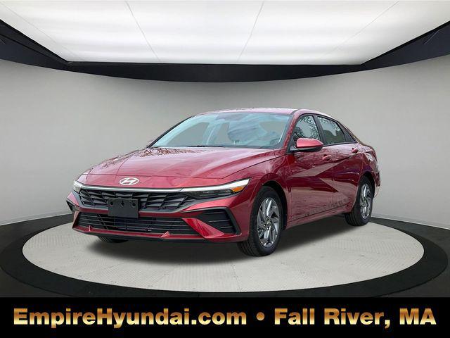 2024 Hyundai Elantra SEL's photo