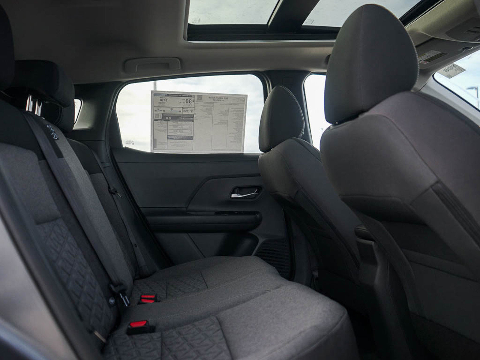 2025 Nissan Kicks SV photo 11