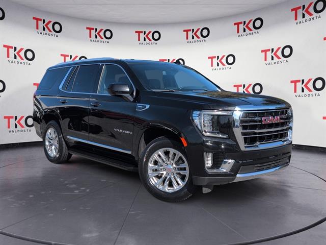 2023 GMC Yukon SLT's photo