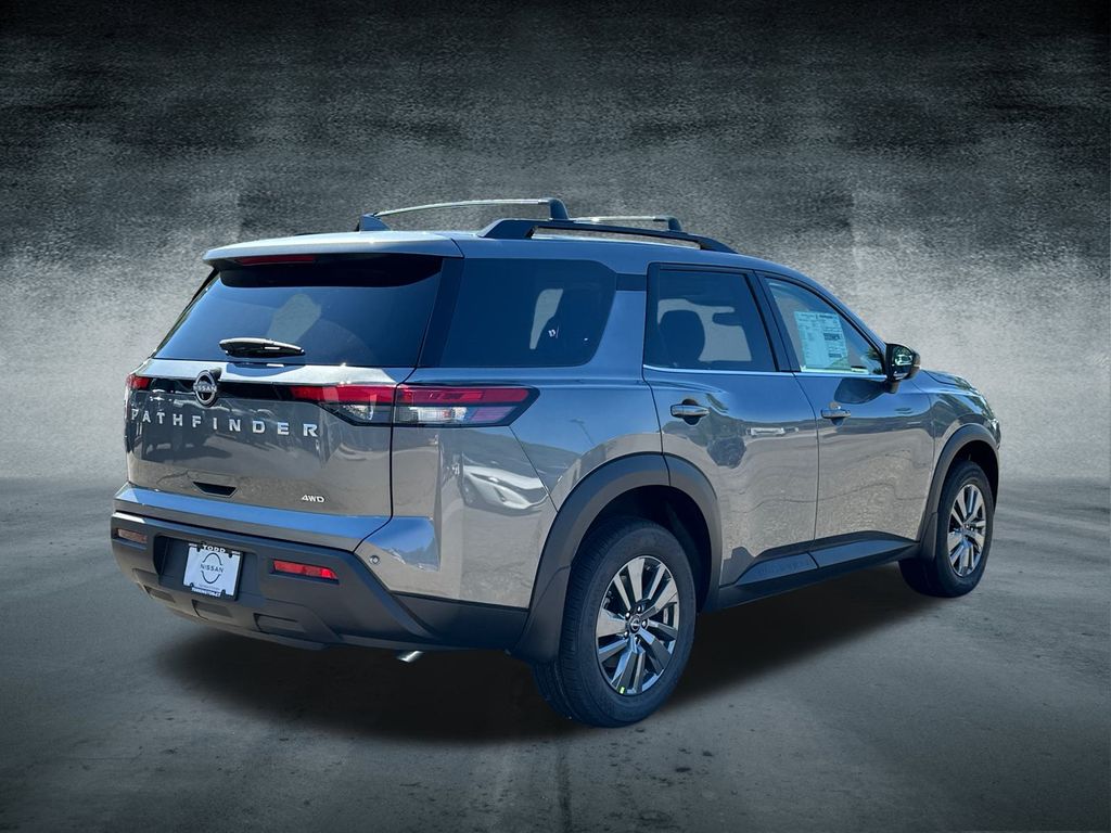 2025 Nissan Pathfinder SV photo 4