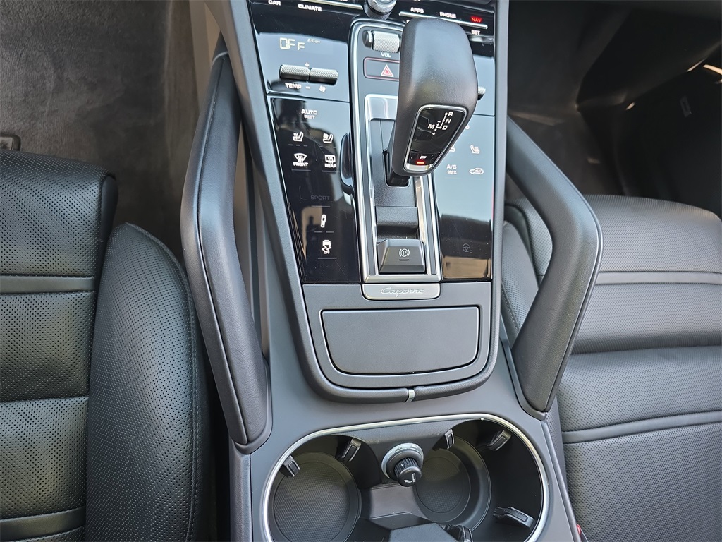 2022 Porsche Cayenne Coupe GTS photo 26
