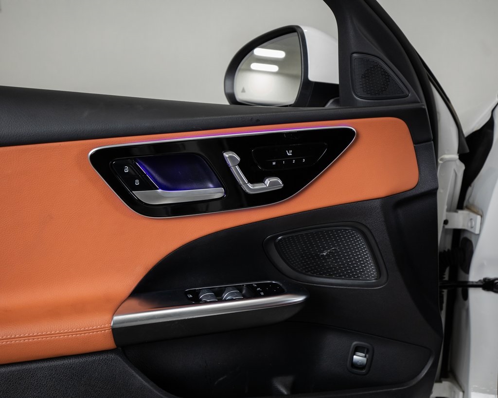 2023 Mercedes Benz C 300 4MATIC photo 6