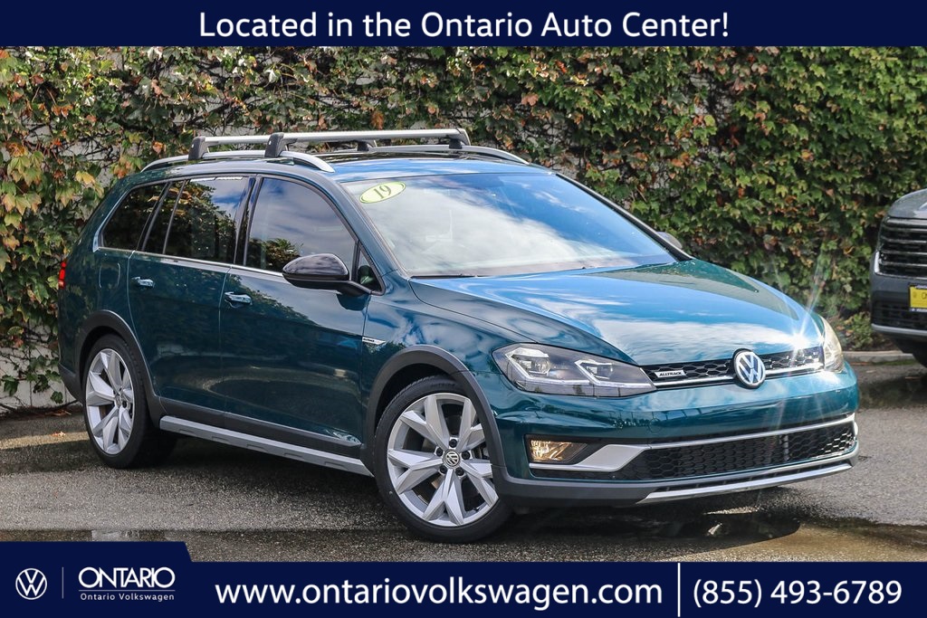2019 Volkswagen Golf Alltrack Alltrack SE's photo