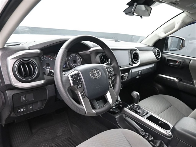 2020 Toyota Tacoma SR5 photo 13