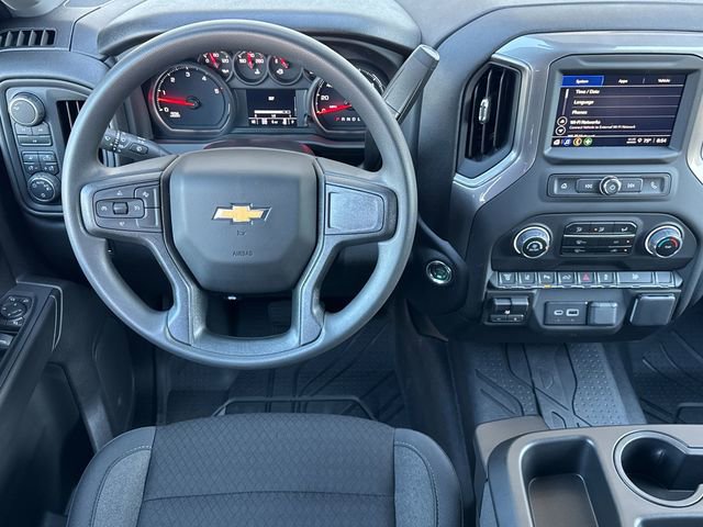 2025 Chevrolet Silverado 2500HD Custom photo 14