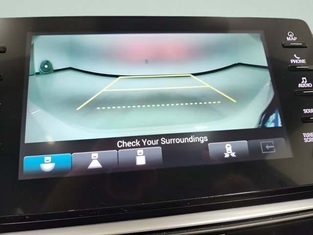 2019 Honda Accord Hybrid Touring photo 3