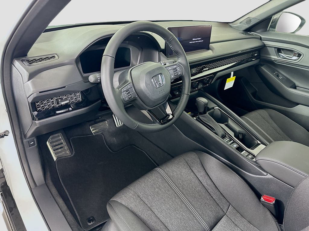 2025 Honda Accord Hybrid Sport photo 9