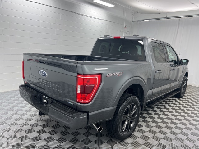 2022 Ford F-150 XLT photo 3