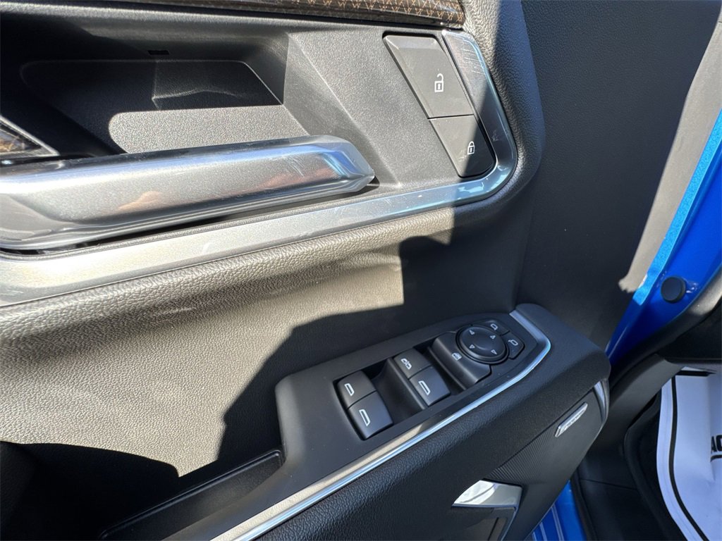 2026 Chevrolet Silverado 1500 RST photo 12