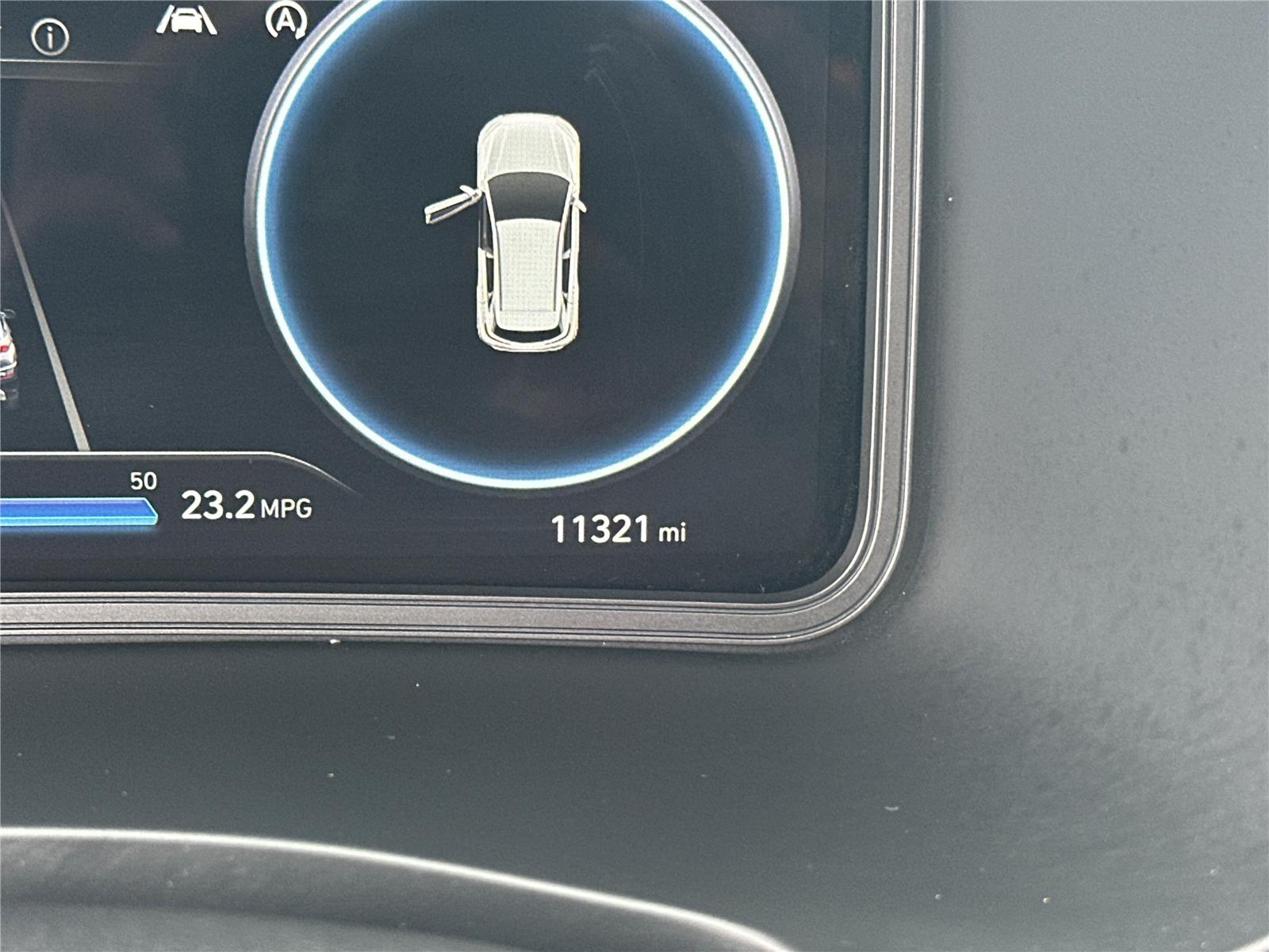 2023 Hyundai Kona Limited photo 13