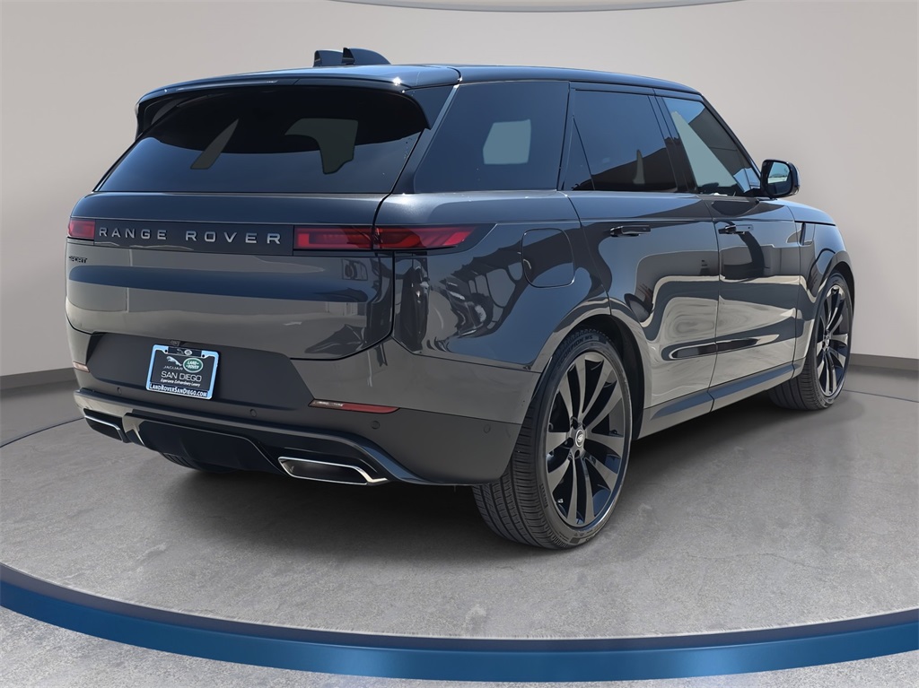 2025 Land Rover Range Rover Sport SE photo 2