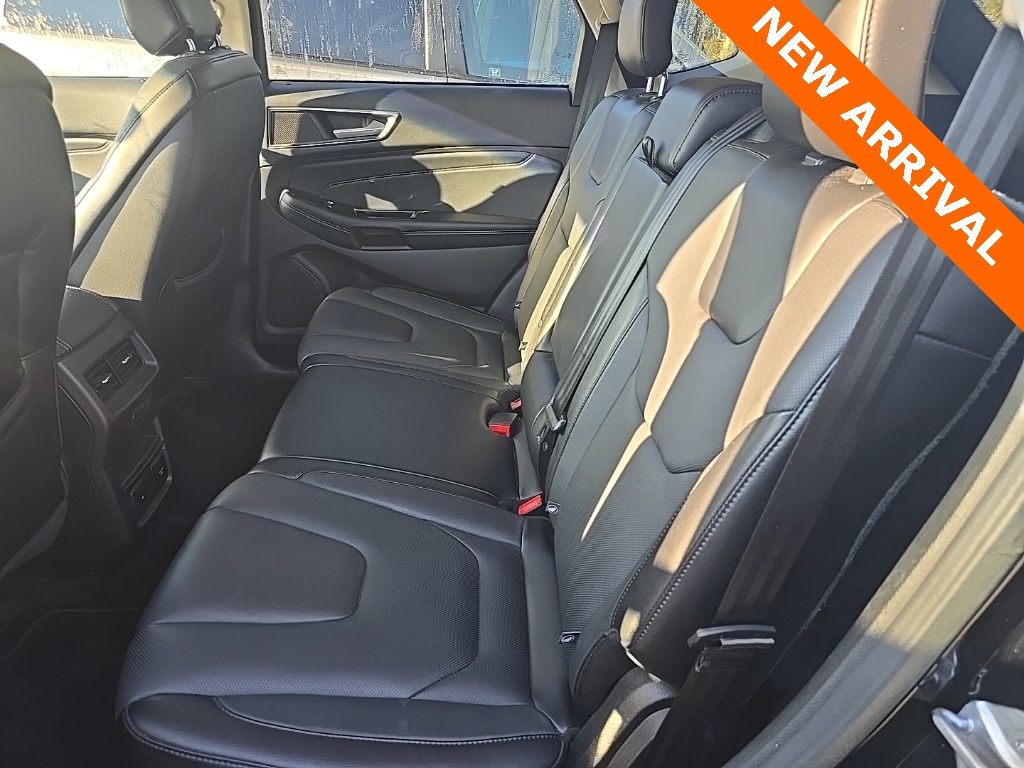 2018 Ford Edge Titanium photo 8