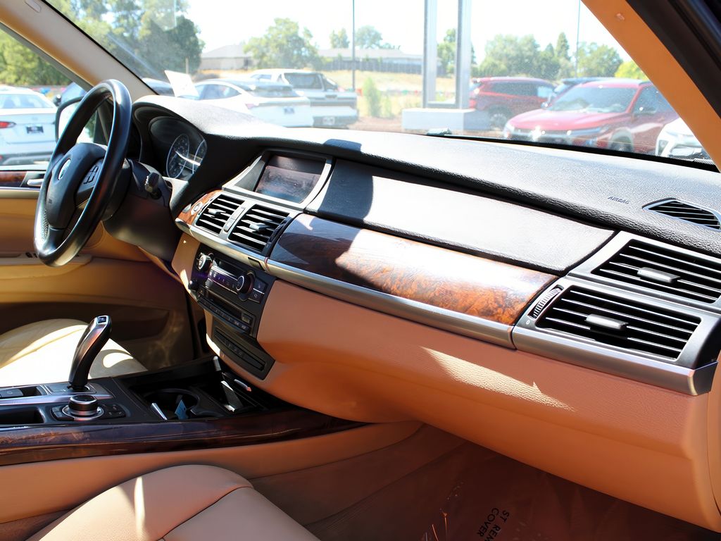 2013 Bmw X5 xDrive50i photo 22