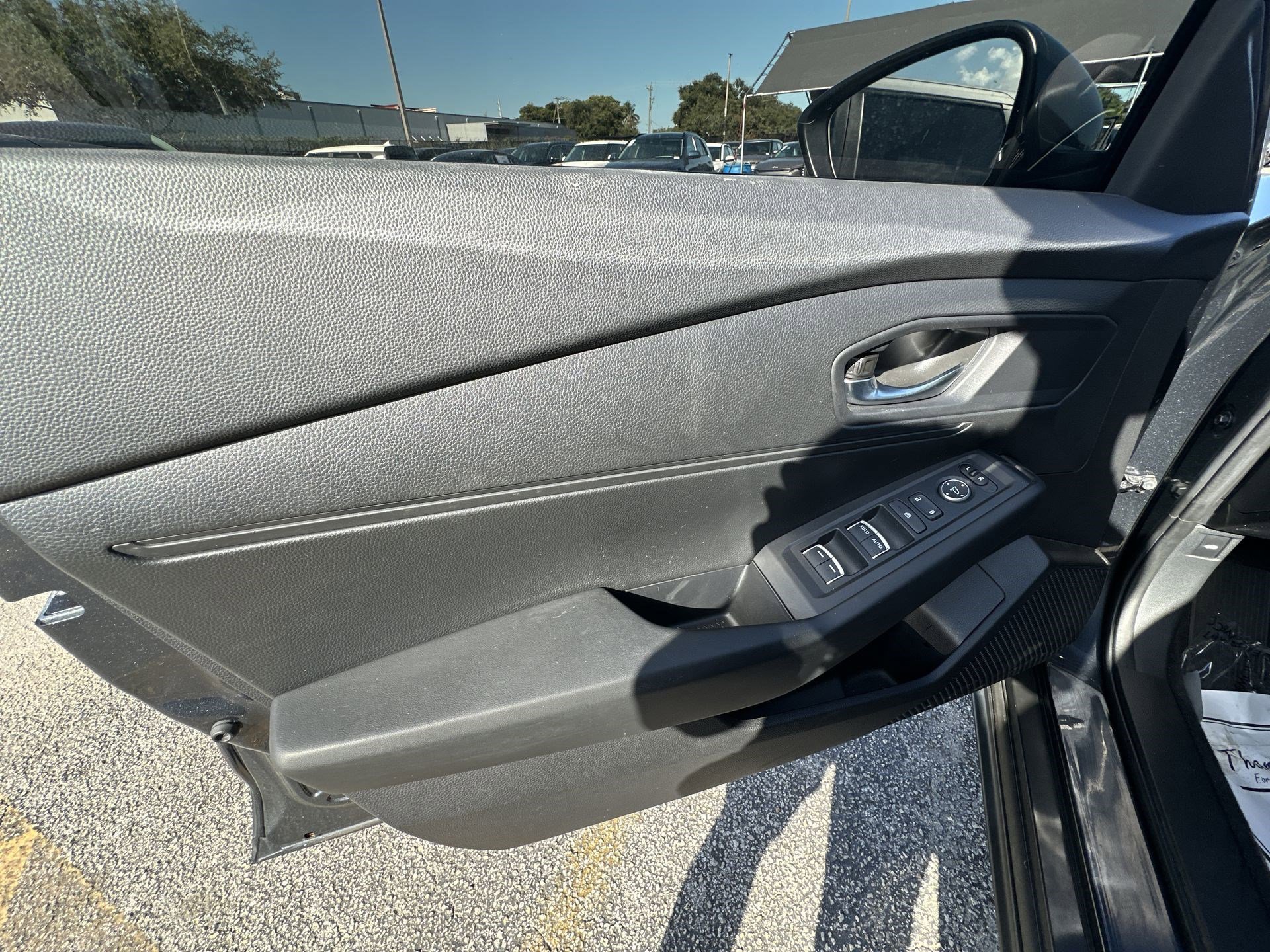 2023 Honda Accord LX photo 28