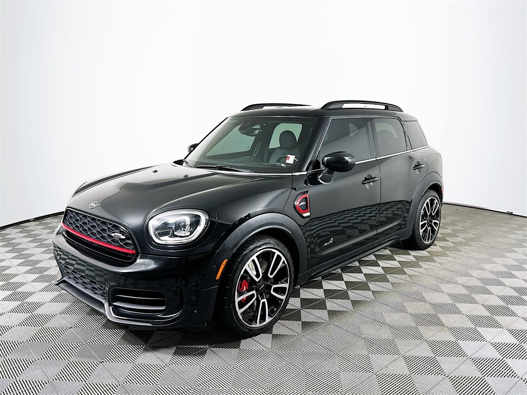 Used 2021 Midnight Black Metallic MINI ALL4 image 1