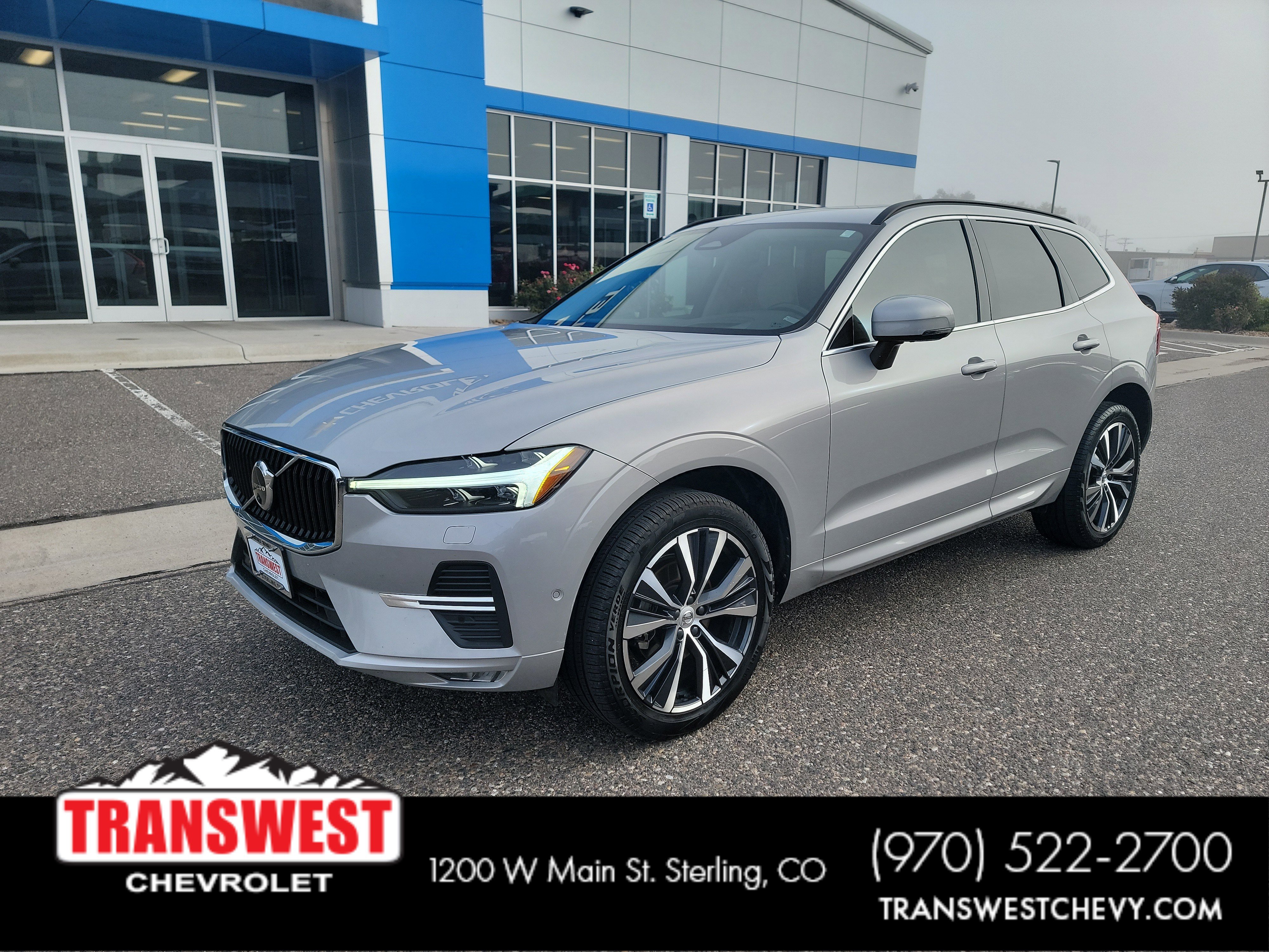 2022 Volvo XC60 Momentum