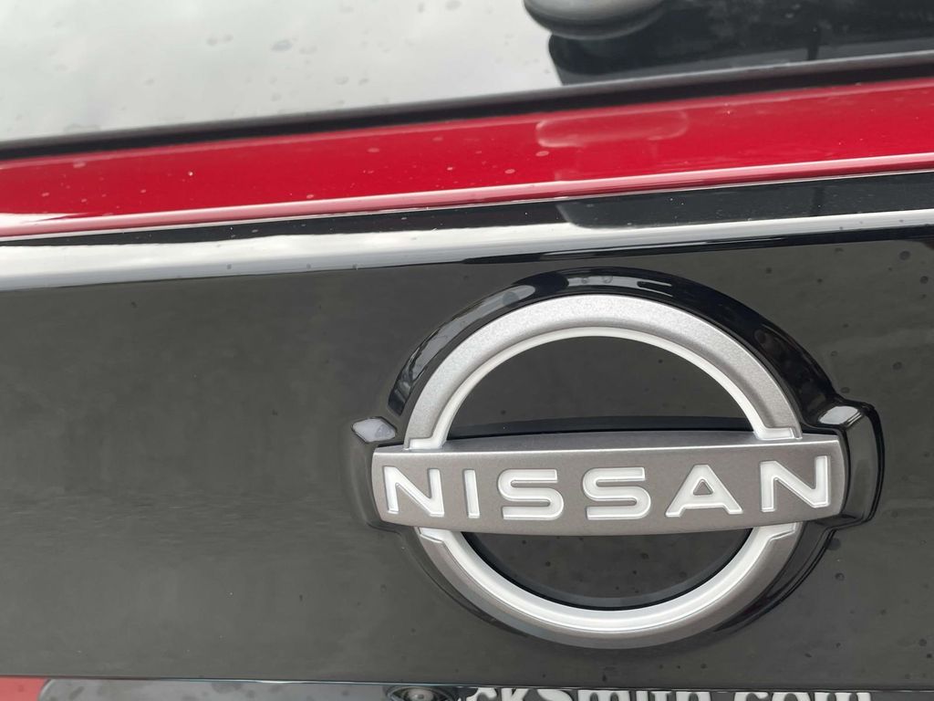 2026 Nissan Kicks SV photo 4