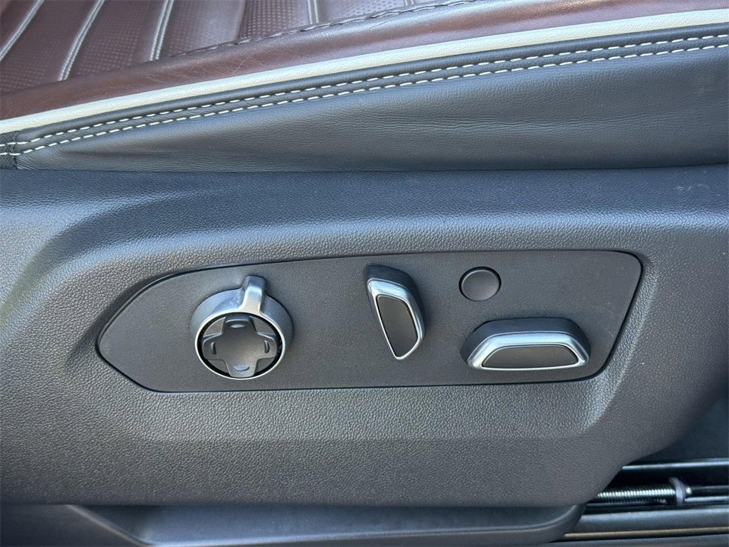 2025 GMC SIERRA - Image 39